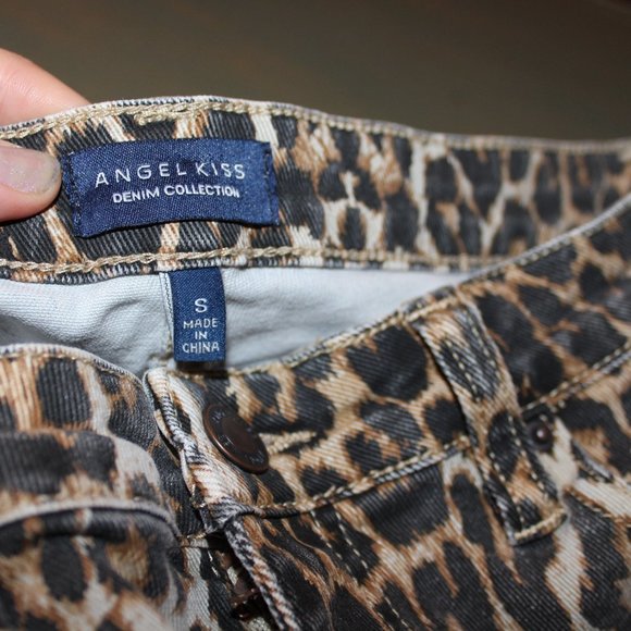 Angel Kiss Denim Leopard Print Mini Skirt - Picture 4 of 4